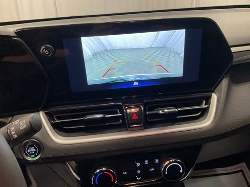 Used 2025 Chevrolet TrailBlazer LT image 18