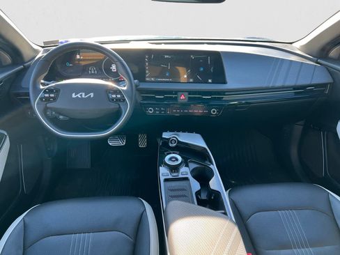 Certified 2022 Kia EV6 GT-Line image 12