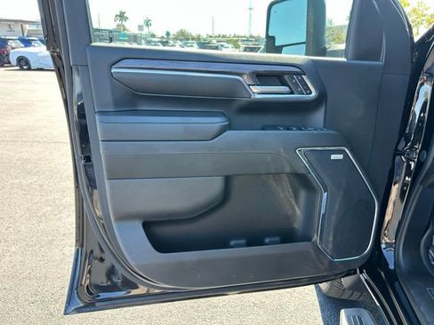 Certified 2024 Chevrolet Silverado 2500 LTZ w/ LTZ Convenience Package image 12