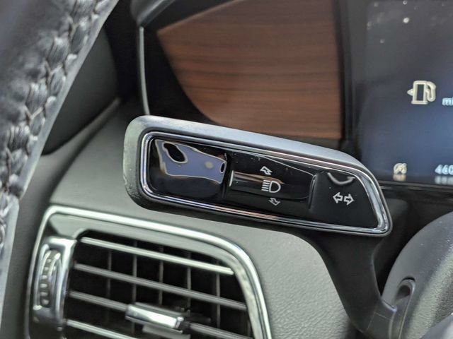 Used 2022 Lincoln Navigator 4WD image 27