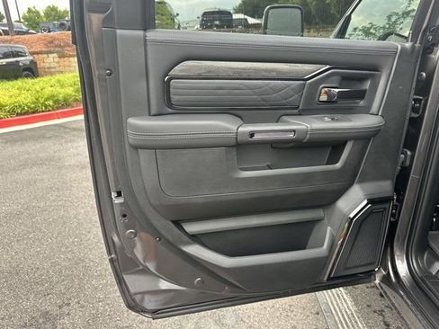 New 2025 RAM 2500 Limited image 16