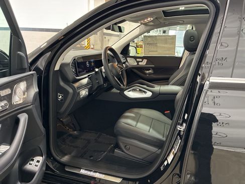 New 2026 Mercedes-Benz GLE 450e 4MATIC image 7