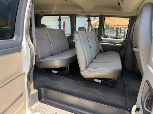 Used 2014 Chevrolet Express 2500 LT w/ LT Preferred Equipment Group RWD image 28