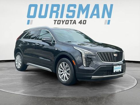Used 2022 Cadillac XT4 Premium Luxury w/ Enhanced Visibility Package image 8