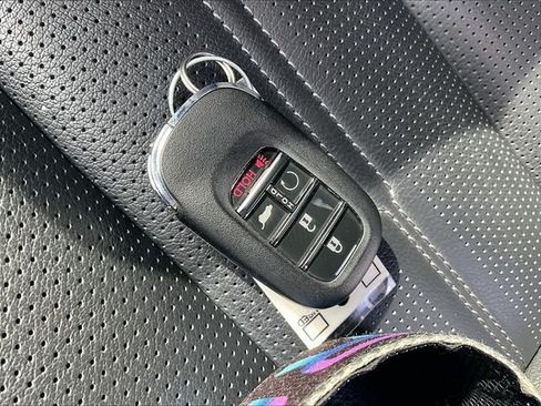 Used 2023 Honda CR-V EX-L image 11