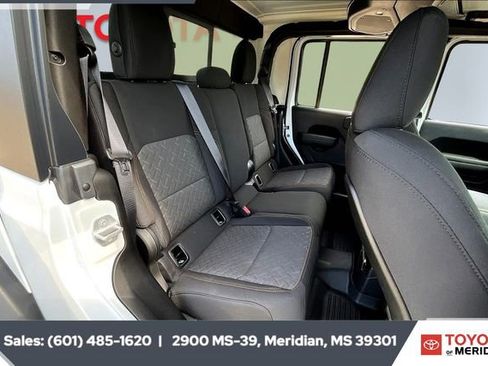 Used 2025 Jeep Gladiator Mojave image 20