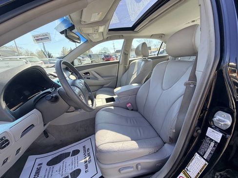 Used 2007 Toyota Camry Hybrid image 9
