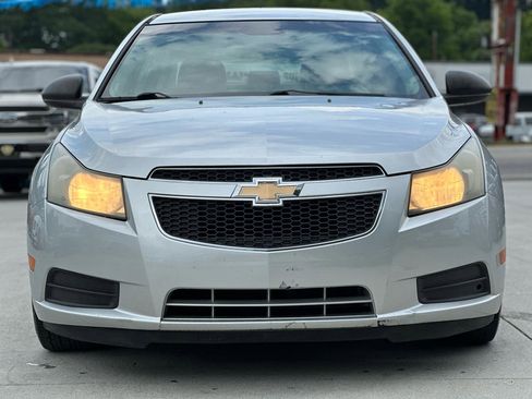 Used 2011 Chevrolet Cruze LS w/ Connectivity Package FWD image 2
