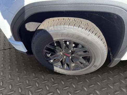 New 2026 GMC Sierra 1500 Elevation image 22