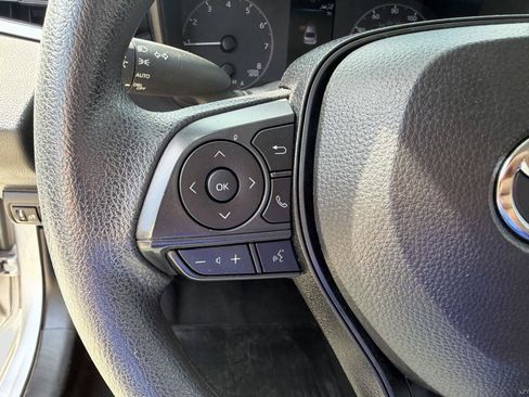 Used 2024 Toyota Corolla LE FWD image 27