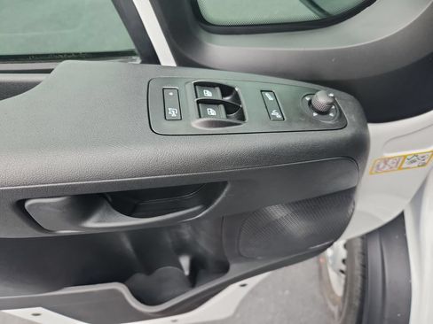 New 2026 RAM ProMaster 2500 w/ Convenience Group FWD image 12