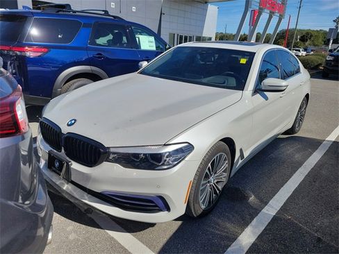 Used 2019 BMW 530i xDrive w/ Convenience Package image 2