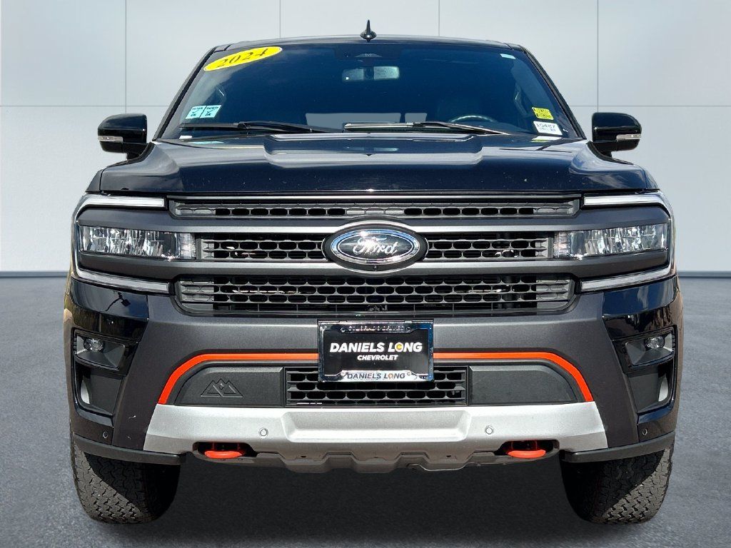 Used 2024 Ford Expedition Timberline AWD/4WD image 3