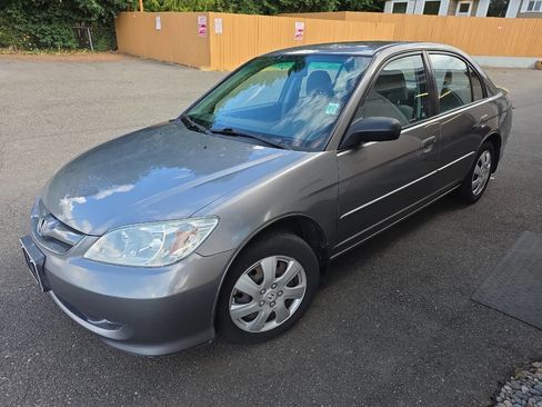 Used 2004 Honda Civic LX image 3