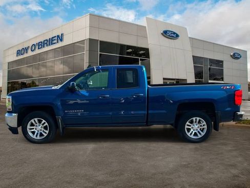 Used 2019 Chevrolet Silverado 1500 LT w/ All Star Edition AWD/4WD image 2