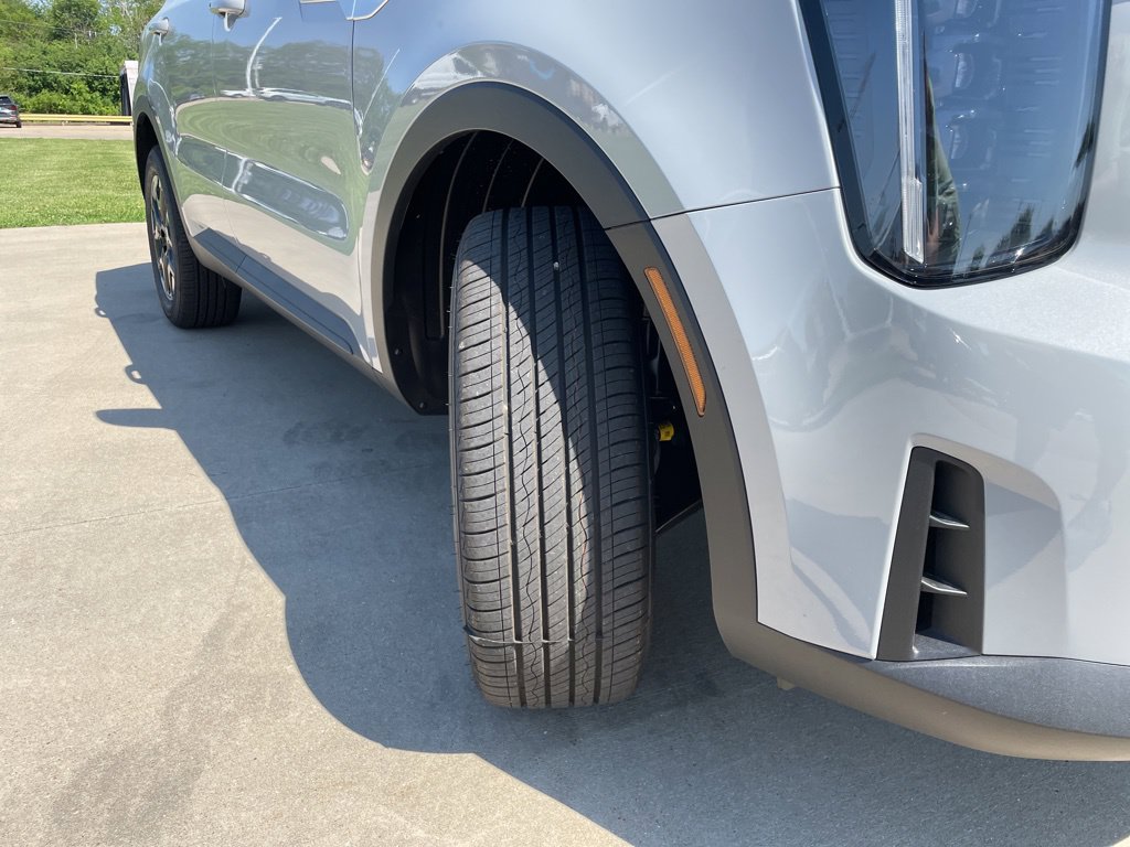 New 2026 Kia Sorento S AWD/4WD image 17