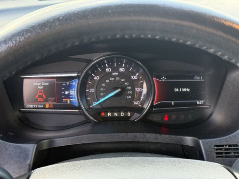 Used 2017 Ford Explorer XLT w/ Equipment Group 202A image 17