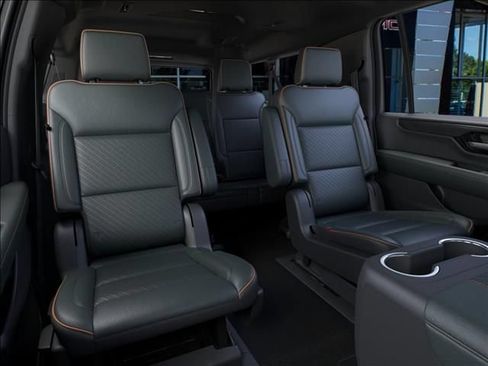 New 2026 GMC Yukon XL AT4 w/ AT4 Premium Plus Package AWD/4WD image 17