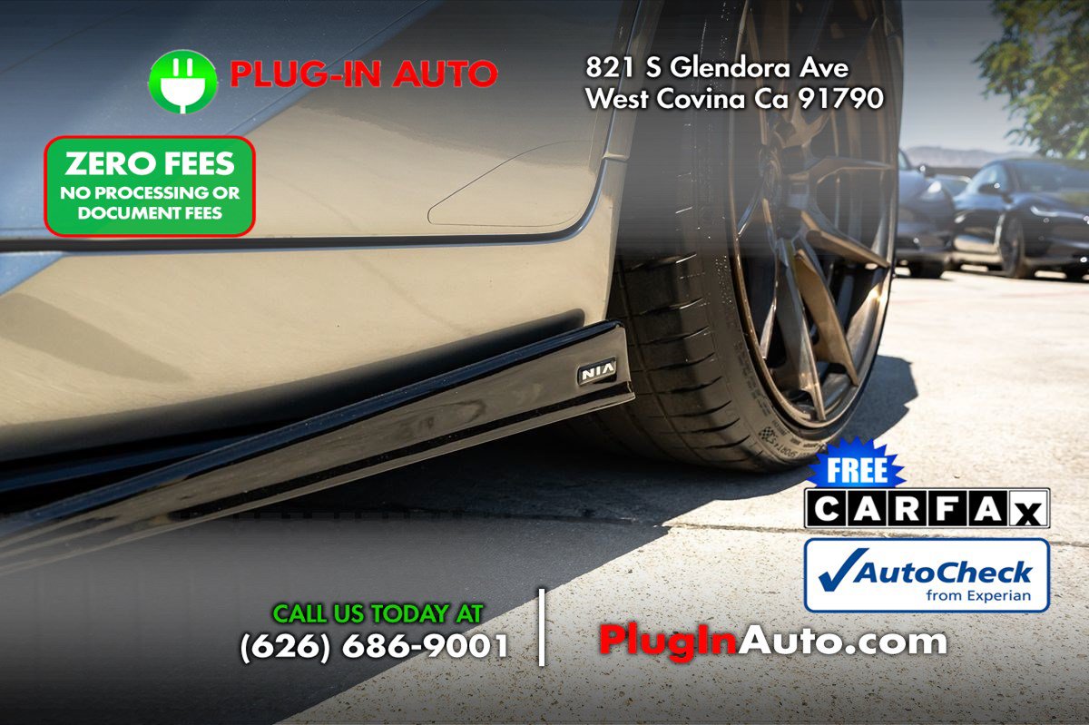Used 2023 Lexus IS 500 w/ Accessory Package RWD image 12