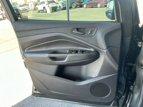 Used 2017 Ford Escape S FWD image 13