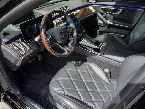 Used 2025 Mercedes-Benz Maybach S 680 4MATIC image 18