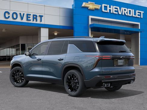 New 2026 Chevrolet Traverse LT w/ Enhanced Driving Package image 3