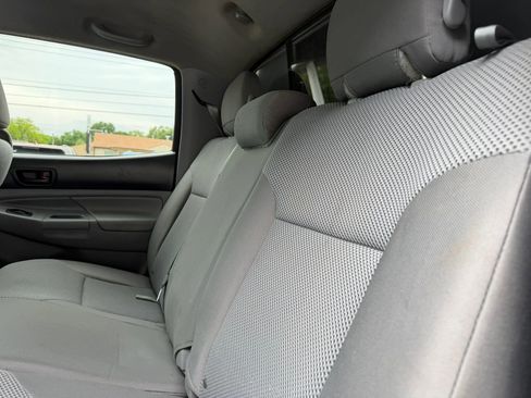 Used 2014 Toyota Tacoma 4x4 Double Cab w/ TRD Off-Road Package image 25
