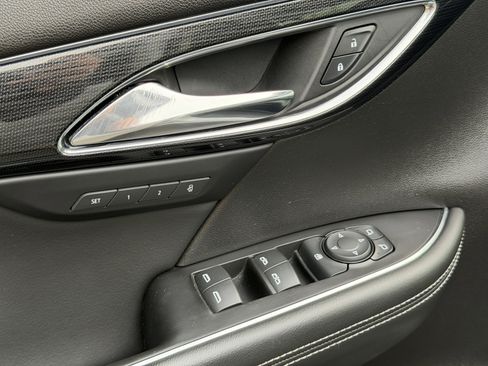 Used 2023 Buick Envision Essence w/ Sport Touring Package image 14