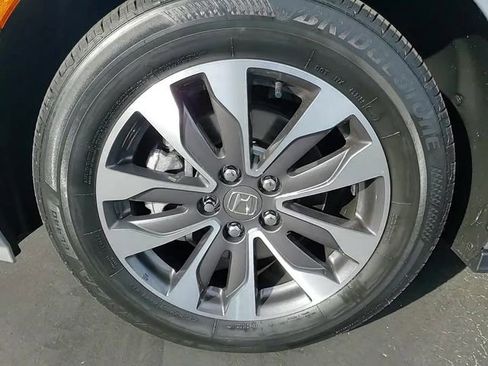 Used 2024 Honda Odyssey EX-L image 8