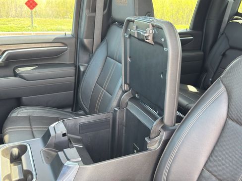 Used 2024 Chevrolet Silverado 3500 High Country w/ High Country Premium Package AWD/4WD image 21