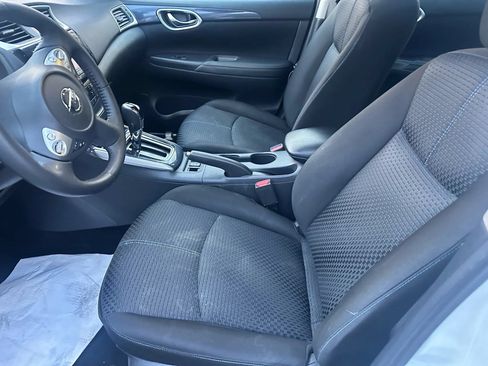 Used 2018 Nissan Sentra SR w/ SR Midnight Edition Package FWD image 8
