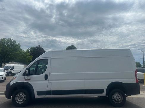 Used 2024 RAM ProMaster 2500 FWD image 5