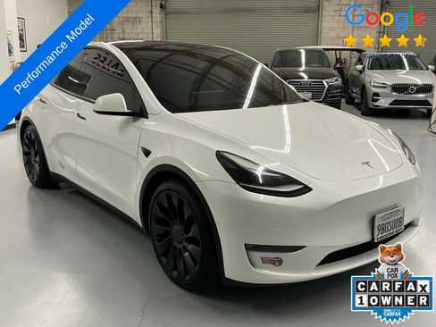 Used 2022 Tesla Model Y Performance image 3
