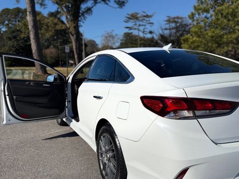 Used 2018 Hyundai Sonata Limited image 5
