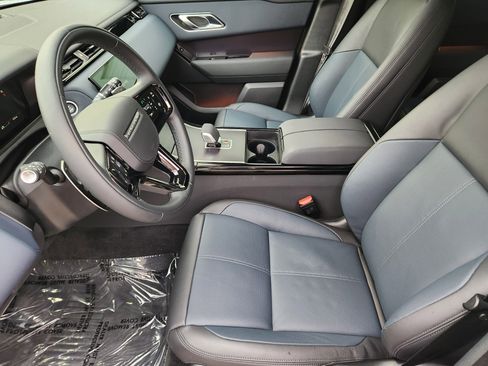 Certified 2026 Land Rover Range Rover Velar Dynamic SE image 14