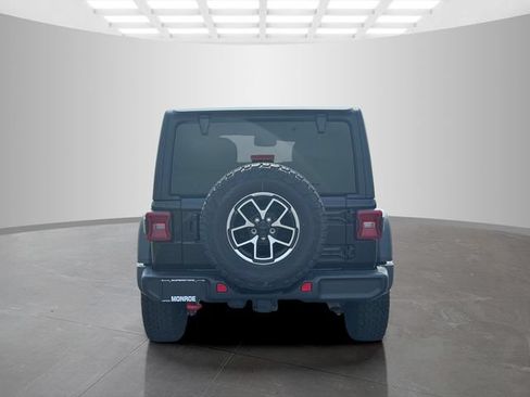 Certified 2026 Jeep Wrangler Unlimited Rubicon AWD/4WD image 6
