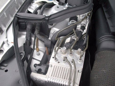 Used 2006 Mercedes-Benz E 350 Sedan image 19