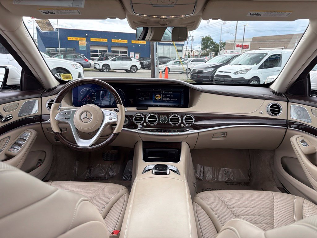 Used 2020 Mercedes-Benz S 560 4MATIC Sedan image 31