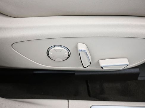 Used 2019 Lincoln MKZ Reserve w/ Reserve Plus Package image 45