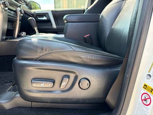Used 2019 Toyota 4Runner Limited AWD/4WD image 26