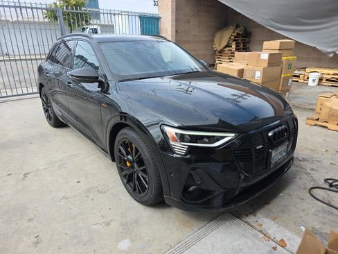 Used 2023 Audi e-tron Chronos w/ Chronos Package AWD/4WD image 2