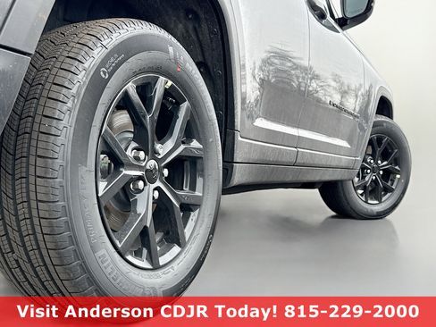 New 2026 Jeep Grand Cherokee Altitude AWD/4WD image 13