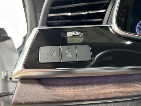 Used 2020 Audi Q8 Premium Plus w/ Premium Plus Package AWD/4WD image 21