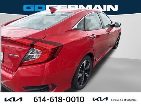 Used 2016 Honda Civic Touring image 4
