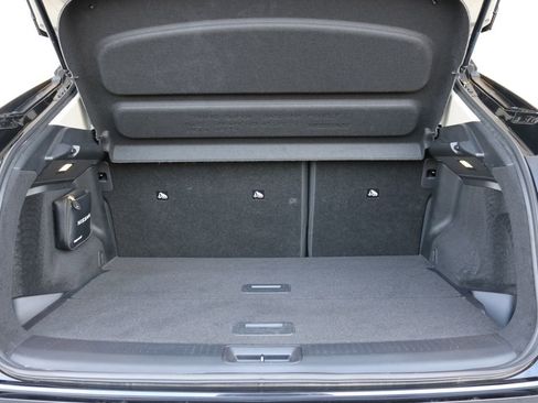 Used 2023 Nissan Ariya AWD image 26