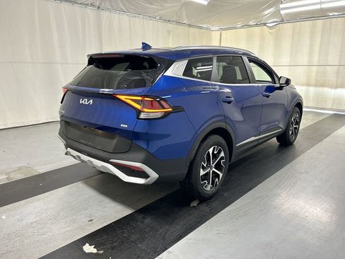 Used 2025 Kia Sportage EX AWD/4WD image 2
