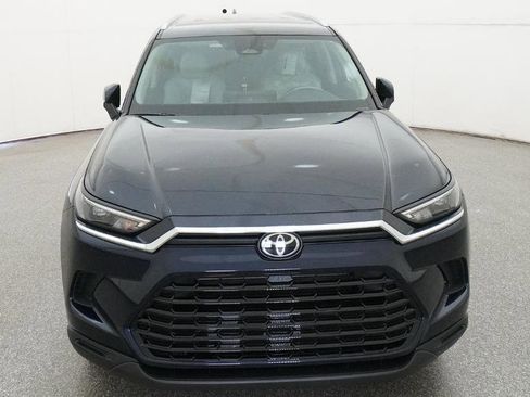New 2026 Toyota Grand Highlander XLE FWD image 21