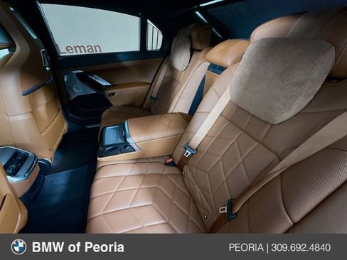 Used 2024 BMW 760i xDrive 760i xDrive w/ Executive Package image 26