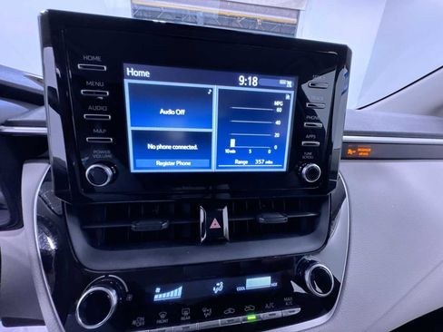 Used 2020 Toyota Corolla L image 23
