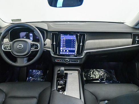 Certified 2023 Volvo S90 B6 Plus AWD/4WD image 15